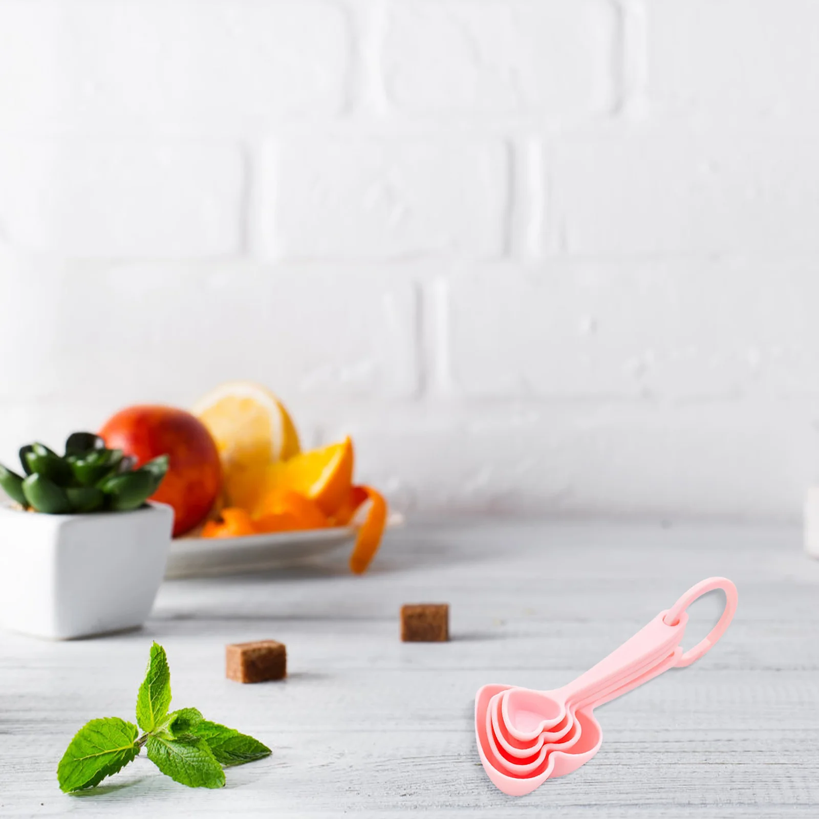 

3Sets Heart Shaped Measuring Spoon Tableware Plastic Dessert Spoons for Coffee Tea Cappuccino Milk Stirring Creative Flatware