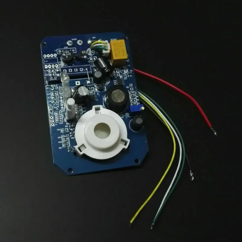 Alarm do wykrywania gazów palnych RV (propan, butan), czujnik alarmowy gazów, LNG, CNG, LP, detektor wycieku gazu 12V z uchwytem, system alarmowy bezpieczeństwa domowego.