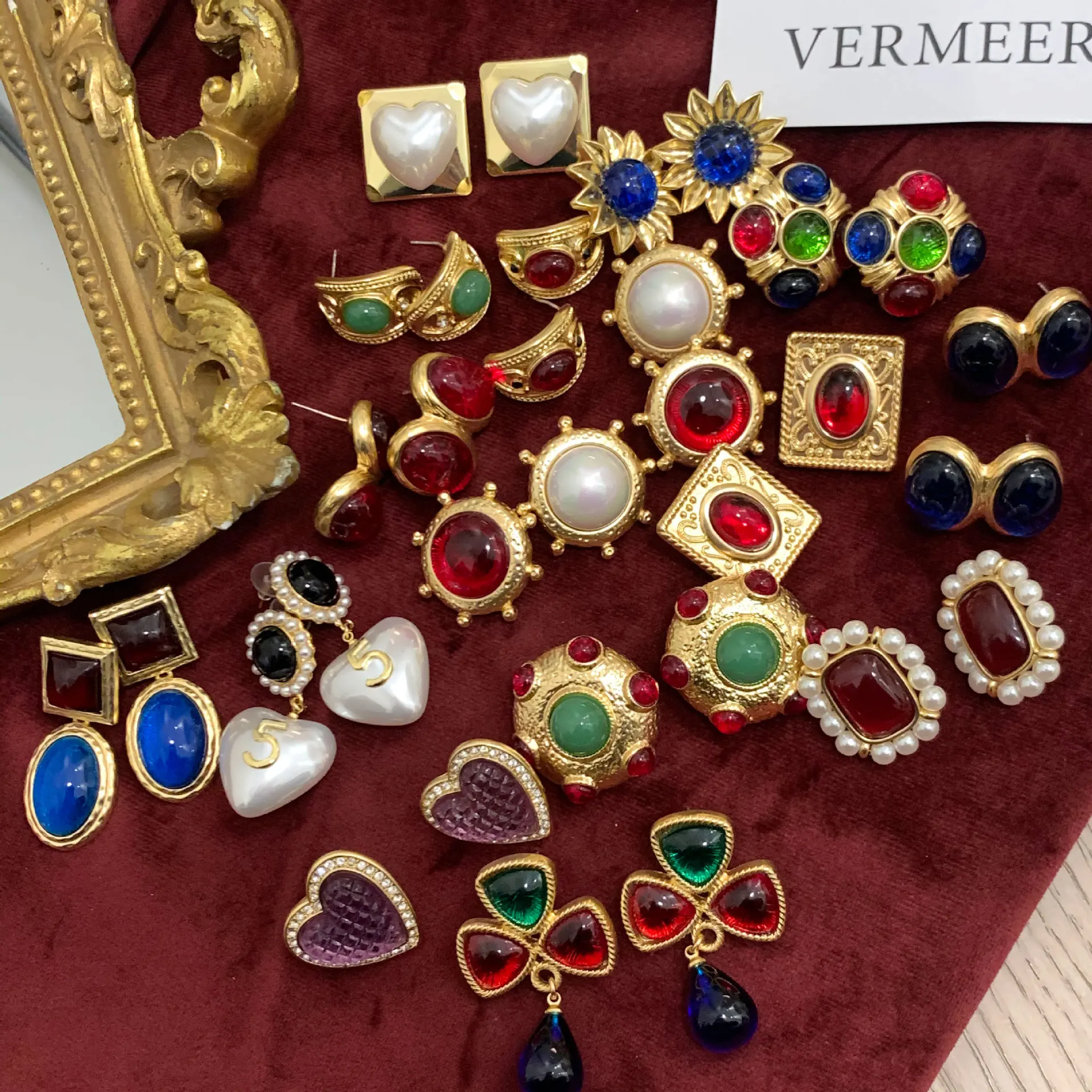 

Medieval VINTAGE EARRINGS love jelly glaze western style earrings texture magic mirror girl