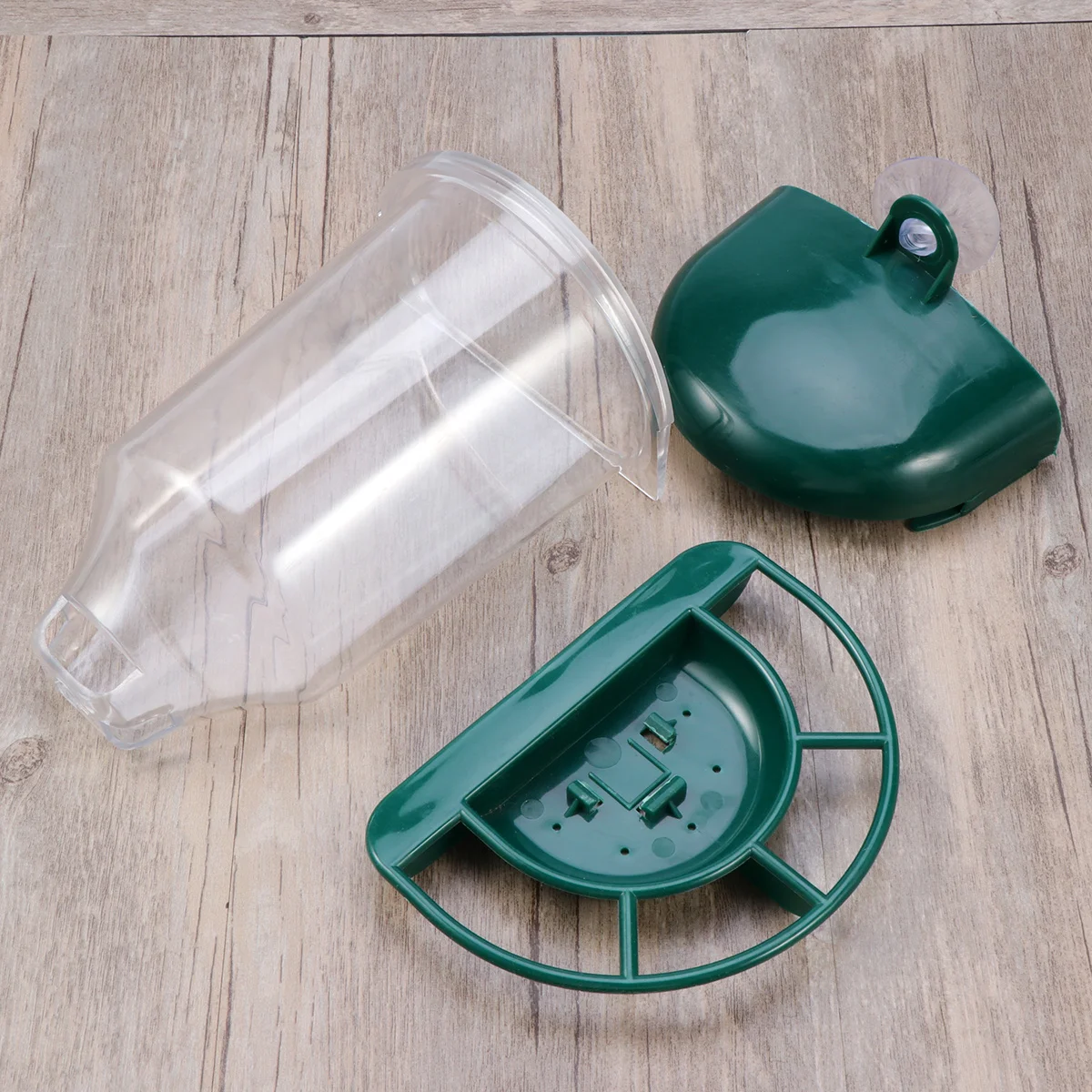 

2Pcs Premium Window Bird Feeder with Suction Cups Clear Plastic Wild Bird Feeding Station for Home Garden Hanging Or Mounted Use