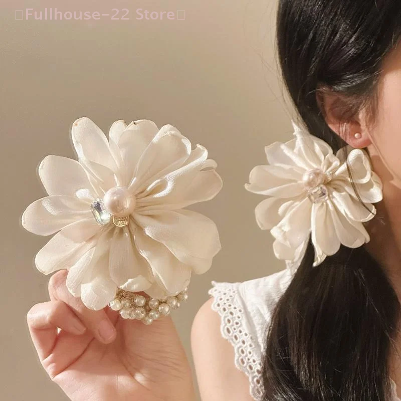 

【MAX-22】 Нежный белый цветок с жемчугом, резинки для волос с толстой кишкой, женские высококачественные аксессуары для волос, украшения с шаровой головкой