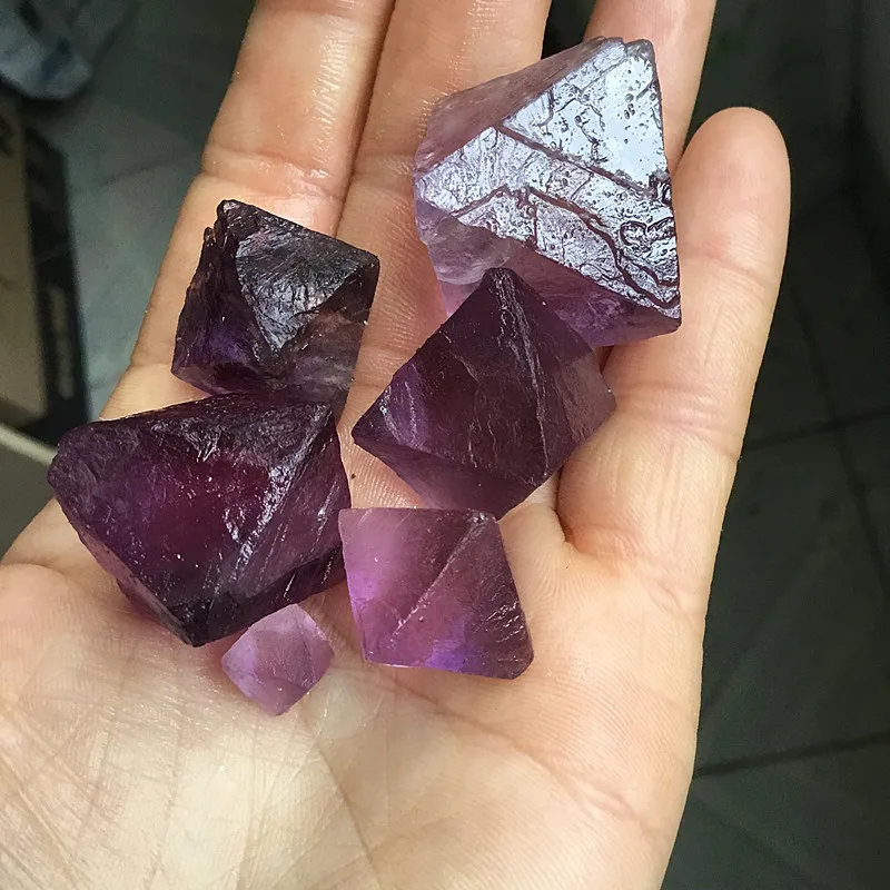 Natural Purple Crystal Fluorite Octahedral Raw Stone Ornament Ore Specimen Raw Stone Bare Mineral Crystal Home Decor