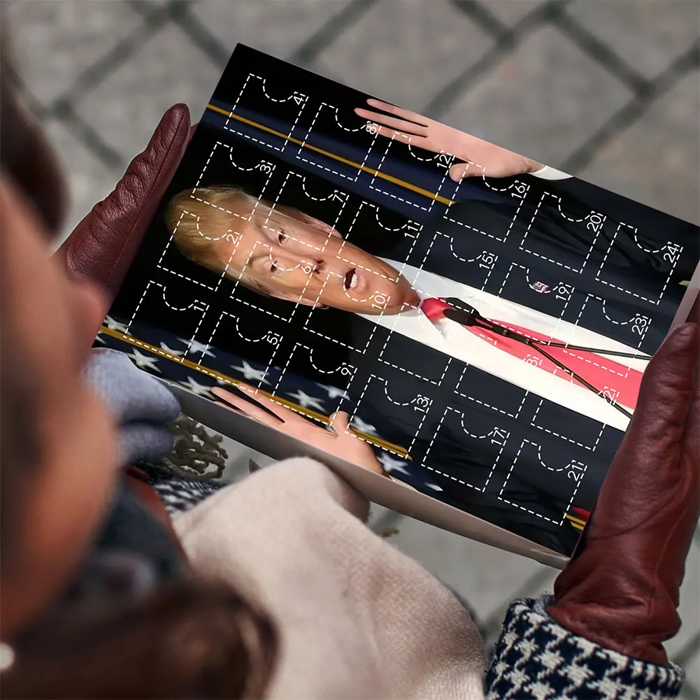 Calendario de Adviento de Trump 2024, accesorios de punto, caja de calendario de Adviento de Navidad de 24 días, modelo de muñeca de Donald Trump, figuras de Anime de Navidad G