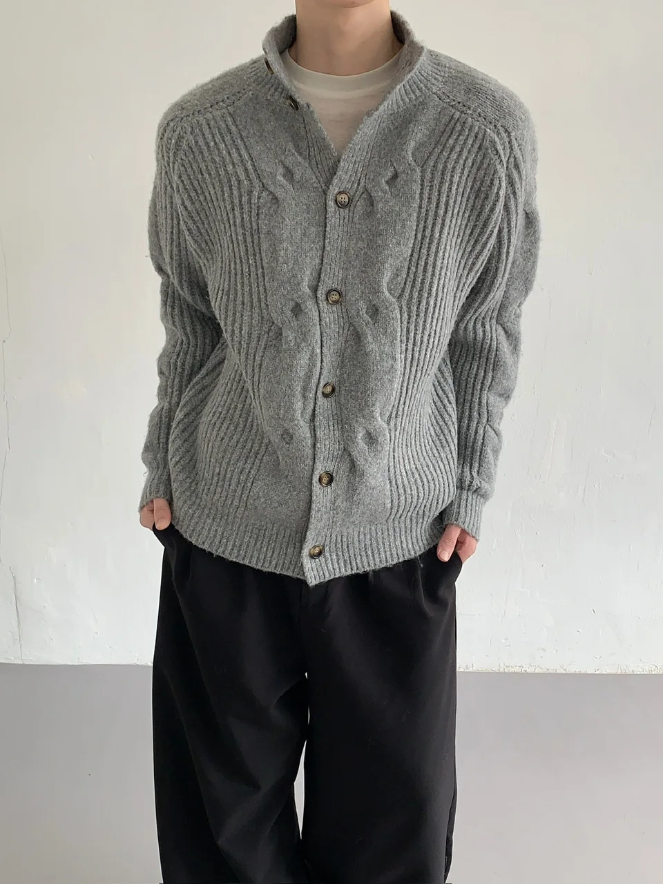 Men's 2025 Winter New Stand Collar Sweaters Men's Retro Button Decoration Cardigan Knitted Jackets Male Solid Color Knitwears