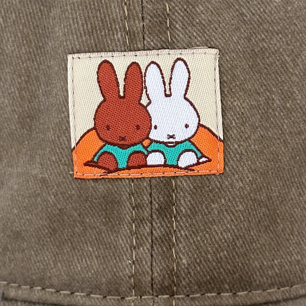 Urocza czapka bejsbolówka Miffy, kreskówkowy królik, haft, modna, uniwersalna, rekreacyjna, letnia czapka z daszkiem chroniąca przed słońcem, prezent dla dziewczyny.