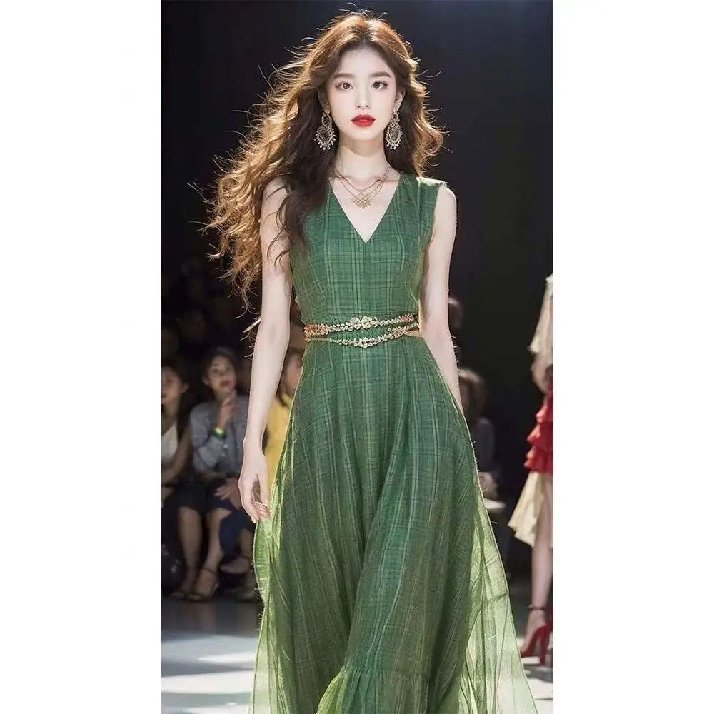 

Fashion Temperament Green Checkered Dress Summer New Sleeveless V-Neck Slim High Waist Long Dress Women Elegant Party Vestcore