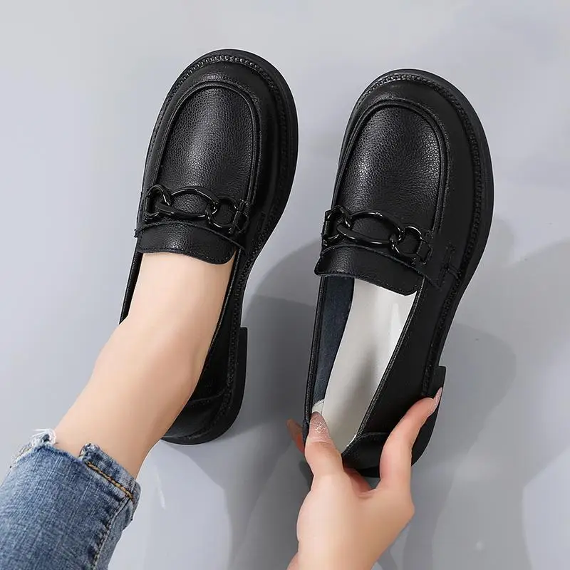 Spring and Autumn Mokasin Women's Single Leather Flat Bottom Middle-aged Mom Soft Bottom Non-slip Women's Loafers