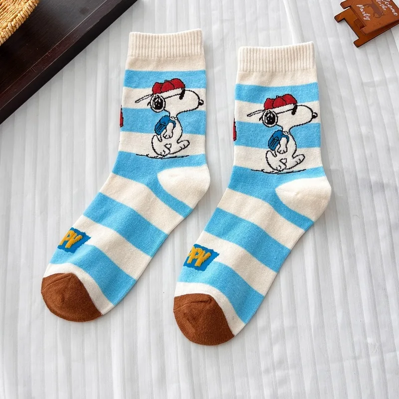 5 Pairs Cute Cartoon Snoopy Ankle Socks Unisex All Season Casual Soft Breathable Mid Calf Cotton Socks For Women Man Daily Wear view 4