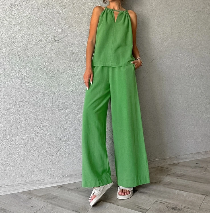 Women's Two-piece Casual Summer Solid Color Hollow Ruched Halter Tie Details Sleeveless Vest Top and Pocket Wide Leg Pants Set