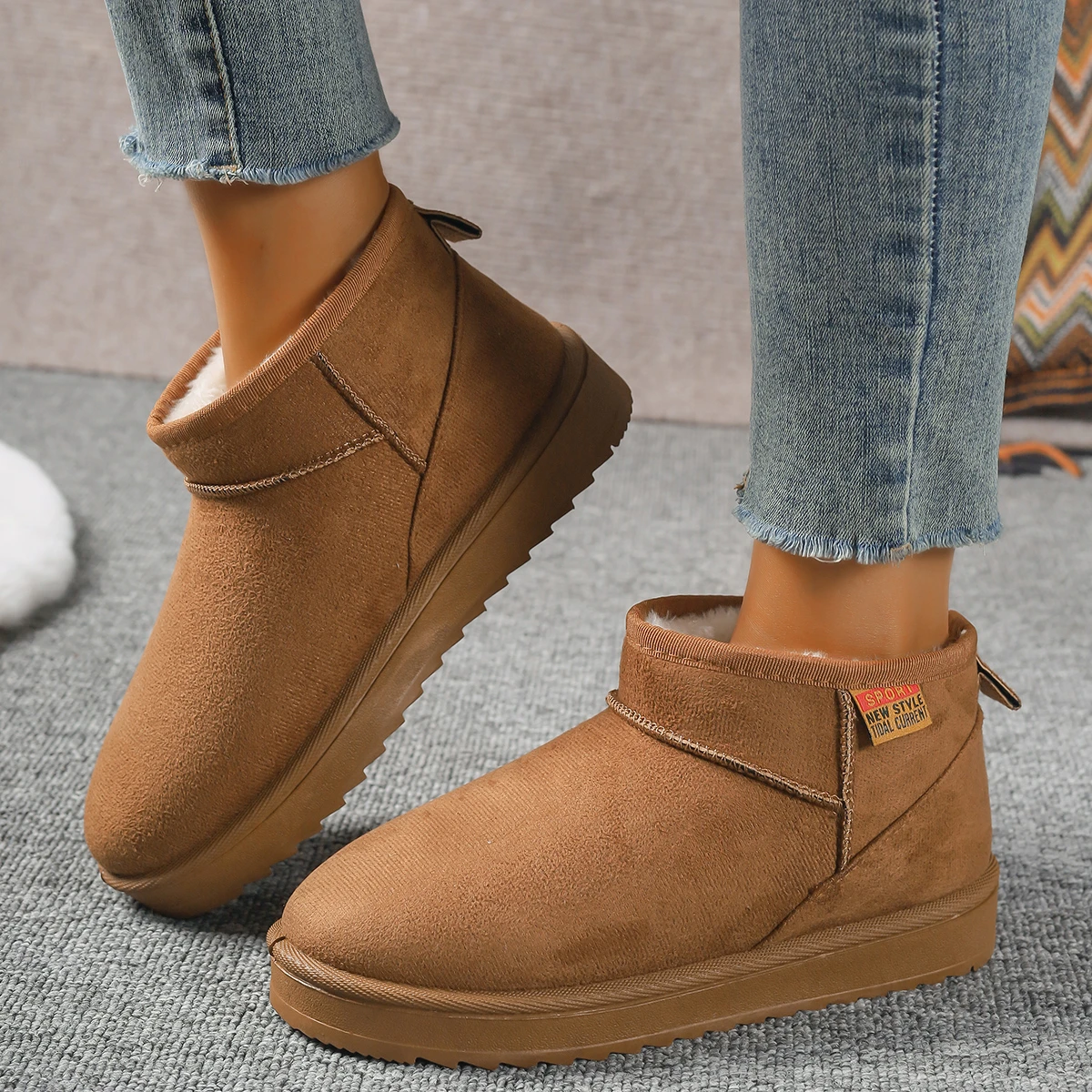 Women Snow Boots for Solid Platform Artificail Suede Boots Autumn Winter Warm Shoes Boats Large Size 44 Slip On Cotton Shoes