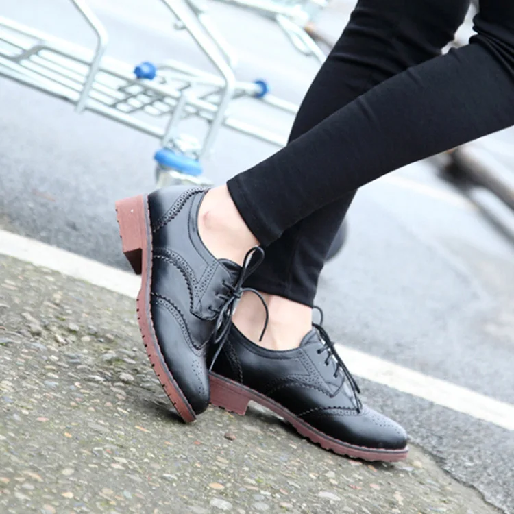 Sepatu oxford kulit untuk wanita, hak tebal bertali sepatu oxford ujung bulat hitam kasual slip on sepatu gaya Inggris