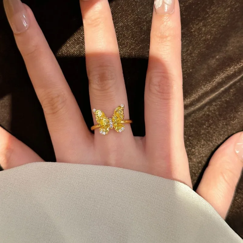 小紅書同風ゴールドジルコン蝶リング女性向けニッチデザイン個性派ネットセレブファッションライトラグジュアリーオープンリング