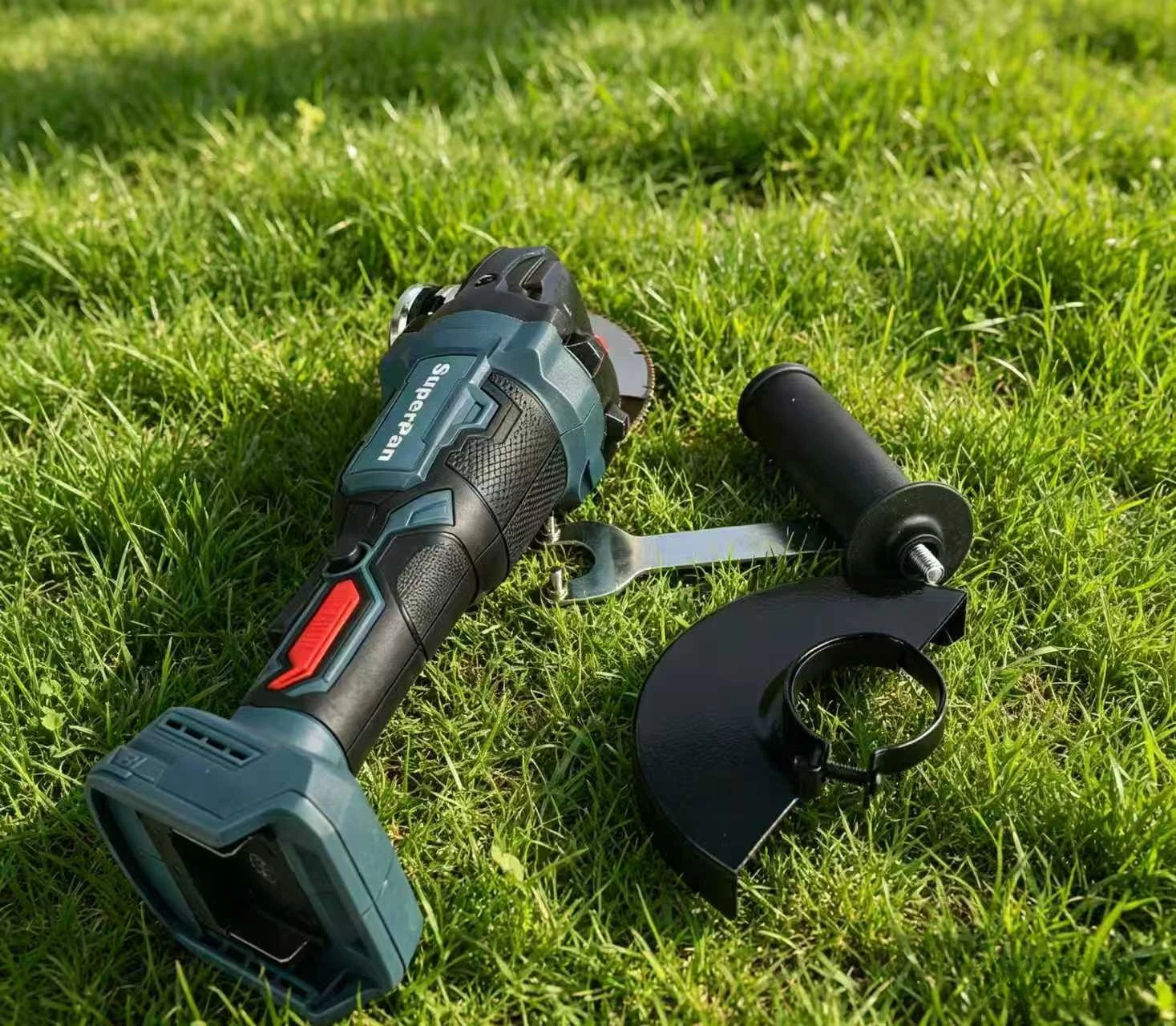 Heavy Duty 20V Angle Grinder, 680W Brushless Motor, 125mm Wheel, for Metal Cutting & Construction，For Makita Battery pin