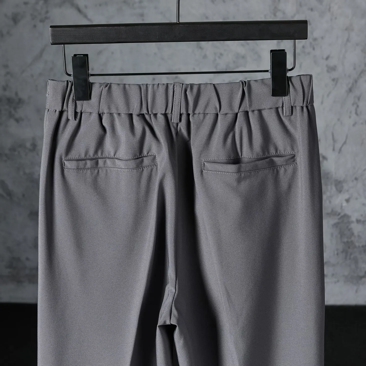 Herbsthosen für Herren, lockere Freizeithosen mit guter Drapierung, bodenlange Hosen, koreanischer Stil, trendige gerade Anzughosen. – Detail 25