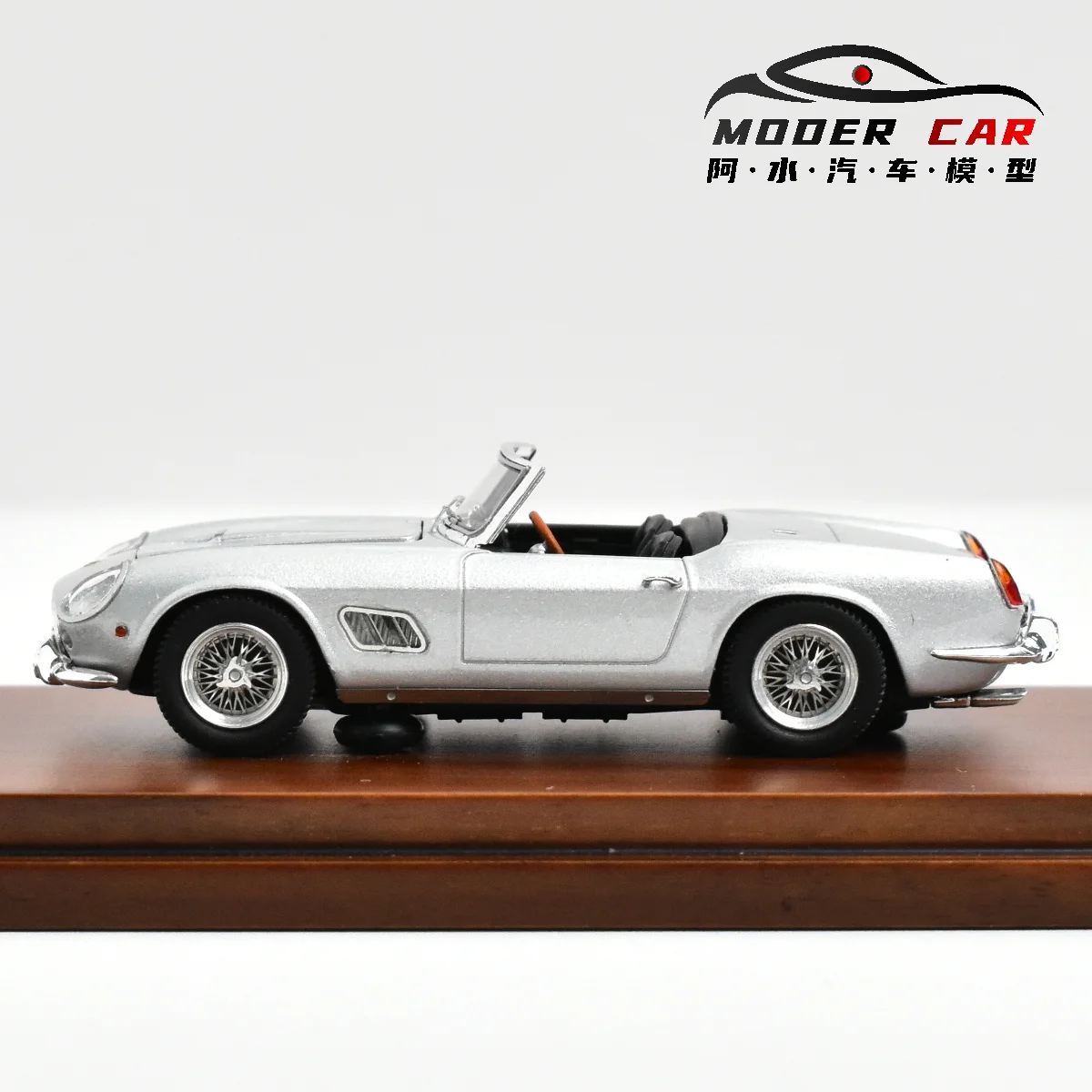 Ym 1:64 250 Gt California Spyder Swb Hars Diecast Modelauto