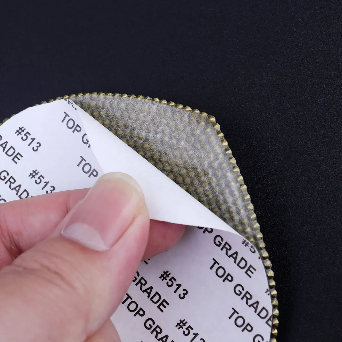 

1Pcs Bling Bling Heart Shaped 3D Car Sticker Waterproof Self-Adhesive Rhinestone Decal for Car Truck Window Personalized