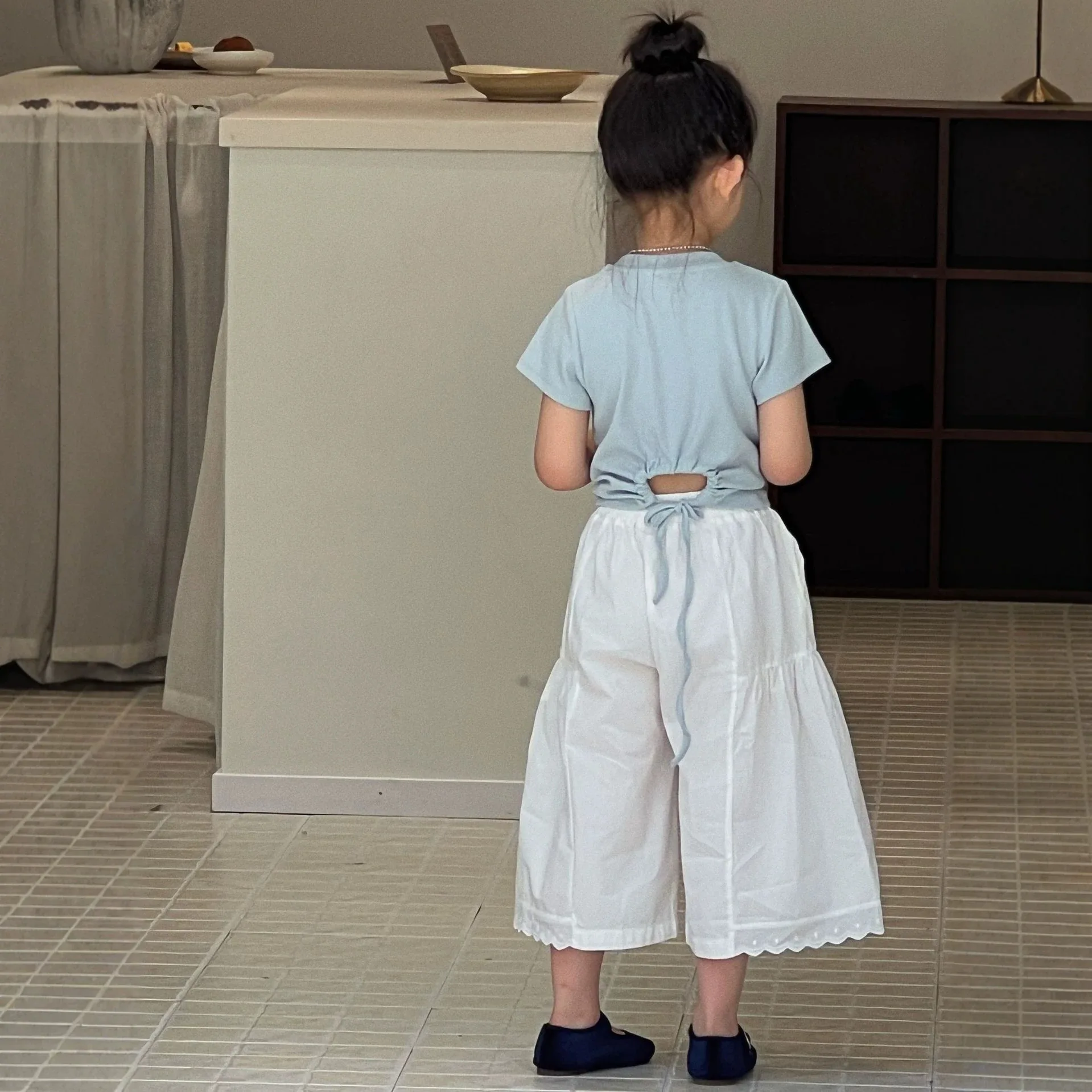 2026 Summer New Girls Nine Leg Pants Childrens Summer New Wide Leg Pants Small and Medium Girls Thin Style