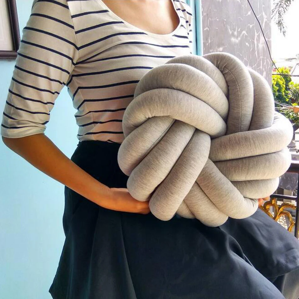 

Household Supplies Living Room Sofa Pillow Hand-Woven Pillow Round Twist Pillow Suitable for Living Room