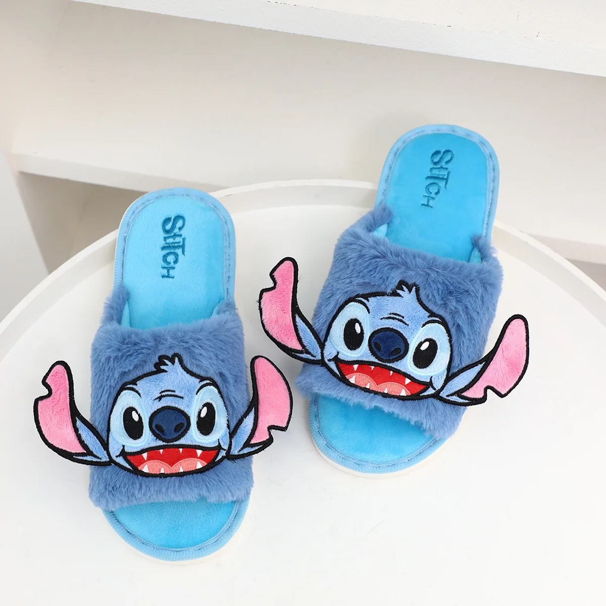 

Милые тапочки Disney, удобная домашняя обувь, кавайная обувь с героями мультфильмов, аниме, тапочки на резиновой подошве