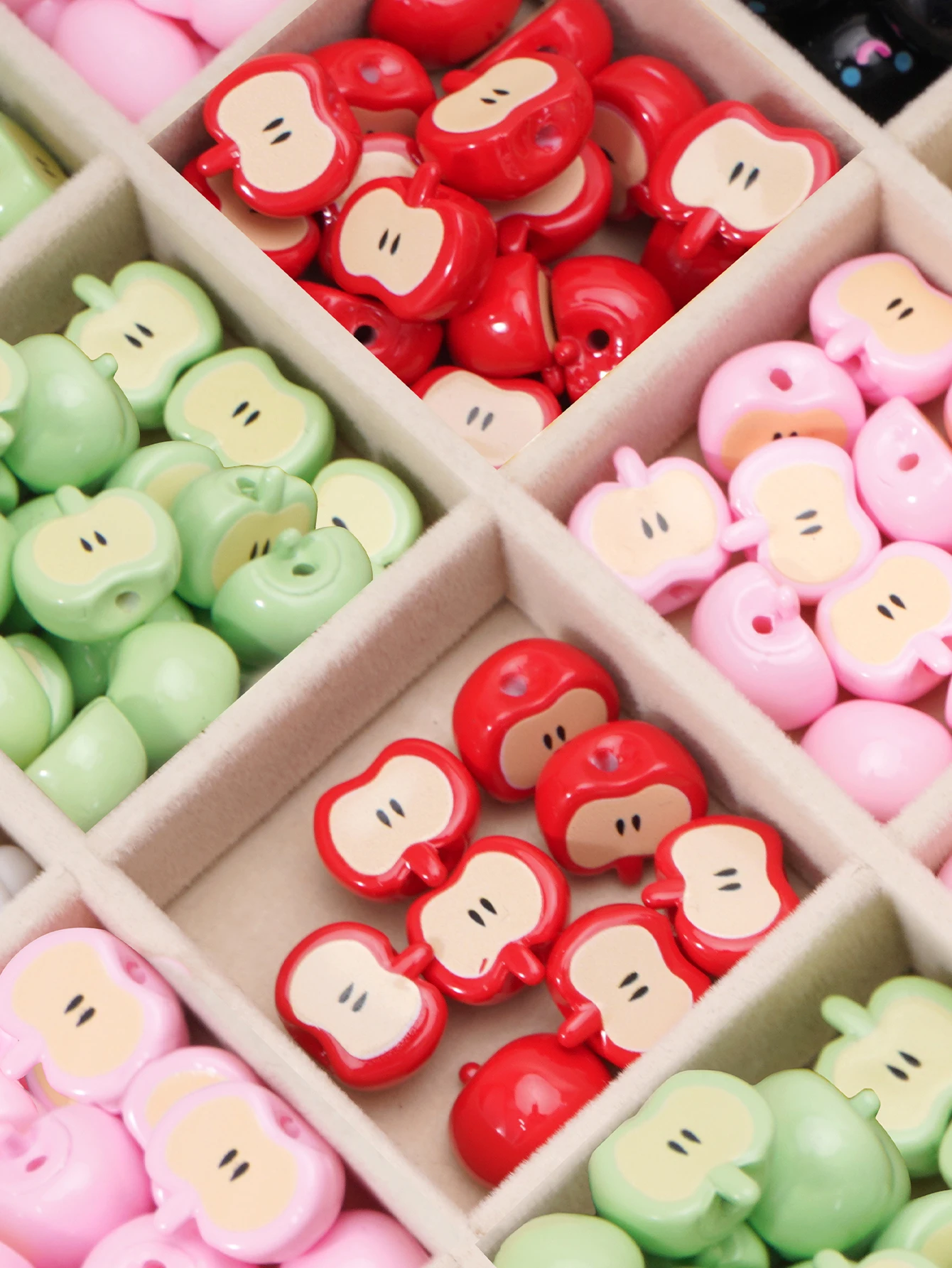 5/12pcs 13x18mm Acrylic Cartoon Apple Core Beads Spaced Apart Scattered Beads Handmade DIY Necklace Bracelet Jewelry Accessories