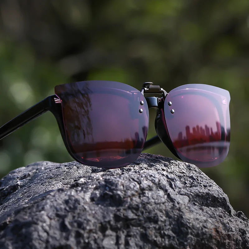 

Fishing Sunglasses Clip-Ons Red Polarized Lenses for Outdoor Fishing High-Definition Clip-Ons for Presbyopia and Myopia
