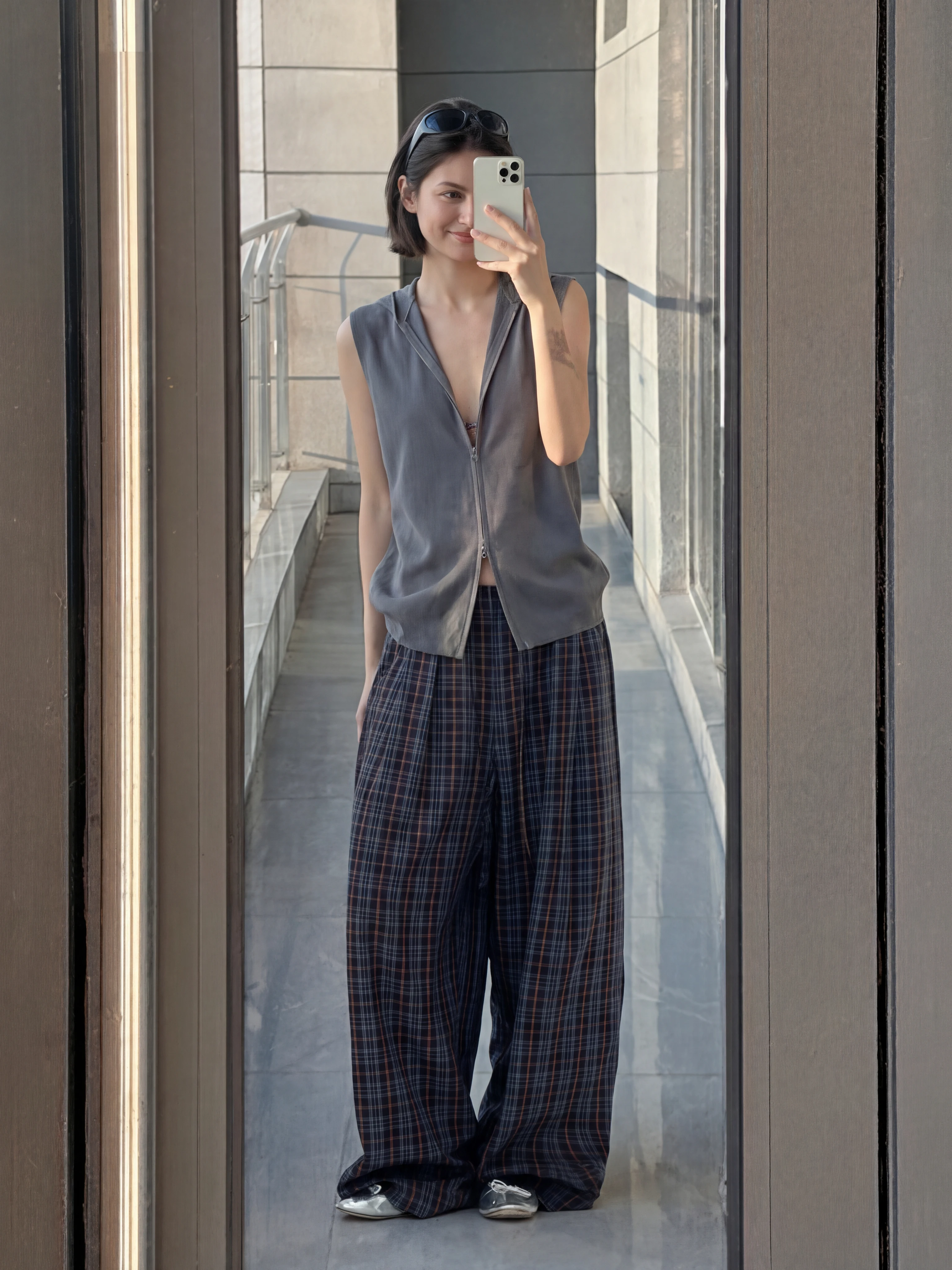 

Gray High Waist Draped Suit Pants Women's Loose Fitting Floor Length Casual Trousers Fashionable Commuter High Street Style