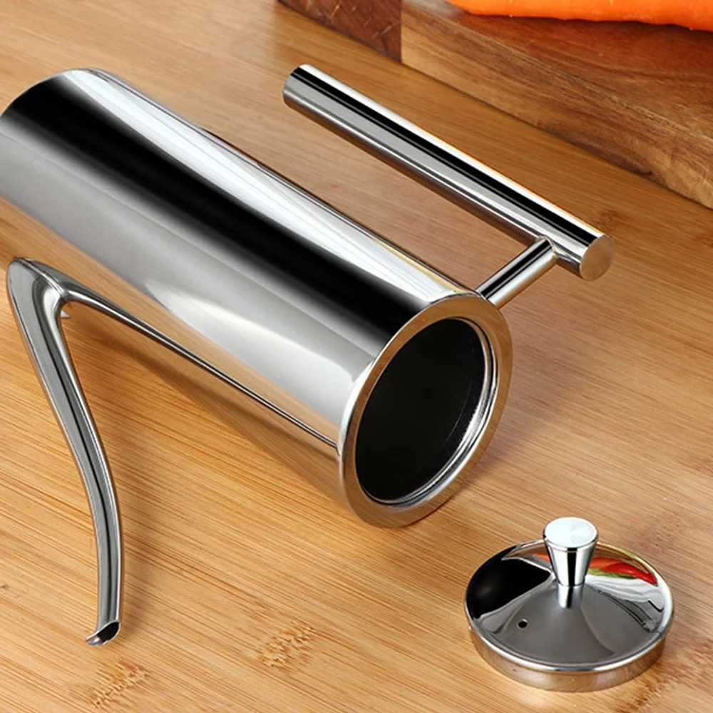 700Ml Stainless Steel Olive Oil Bottle Vinegar Dispenser Sauce Vinegar Batcher Can Pots Oil Container