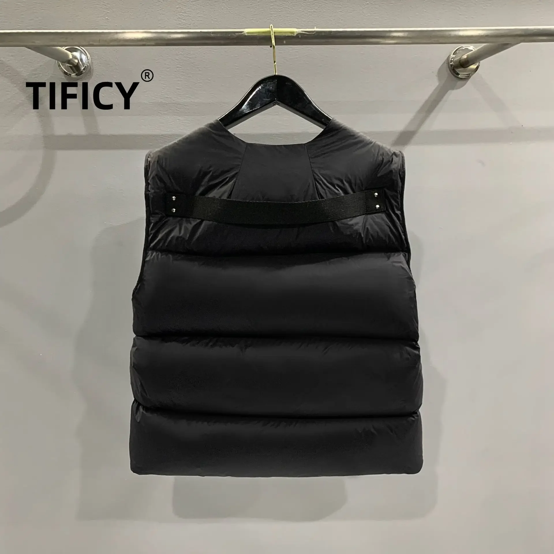 TIFICY High Street Down Vest Men's and Women's Dark Autumn and Winter Warm Patchwork Fur Sleeveless Vest Down Jacket