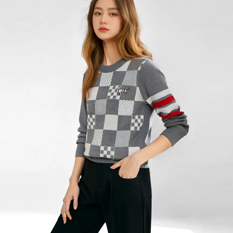 2026 Herfst Winter Trui Dames Donkergrijs Ronde Hals Vierkant Raster Bloemen Hond Borduren Groothandel voor Dames