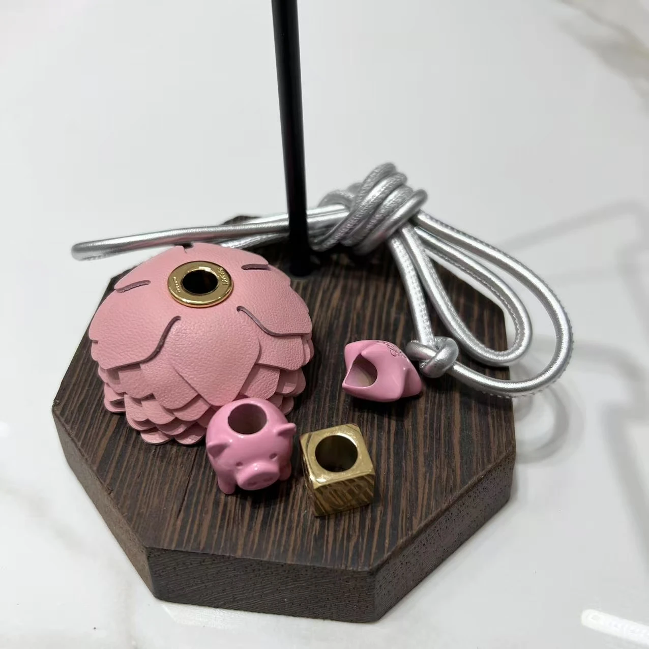 مجموعة خرزات جلدية راقية - اصنع سحر حقيبةك الأنيقة، وإكسسوارات الأزياء النسائية التي يمكنك صنعها بنفسك #4