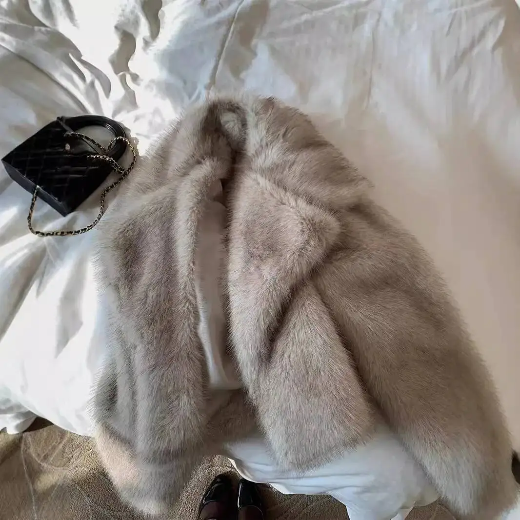 Coat Environmental-friendly Fur for Women, Large Lapel Short Style, Socialite Elegant Faux lady Fur Dyed Pointed Autumn Winter