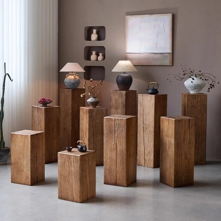 Solid wood pier, wabi sabi log stool, a few corners of the homestay, a few clothing stores, medieval ornaments, root carving low
