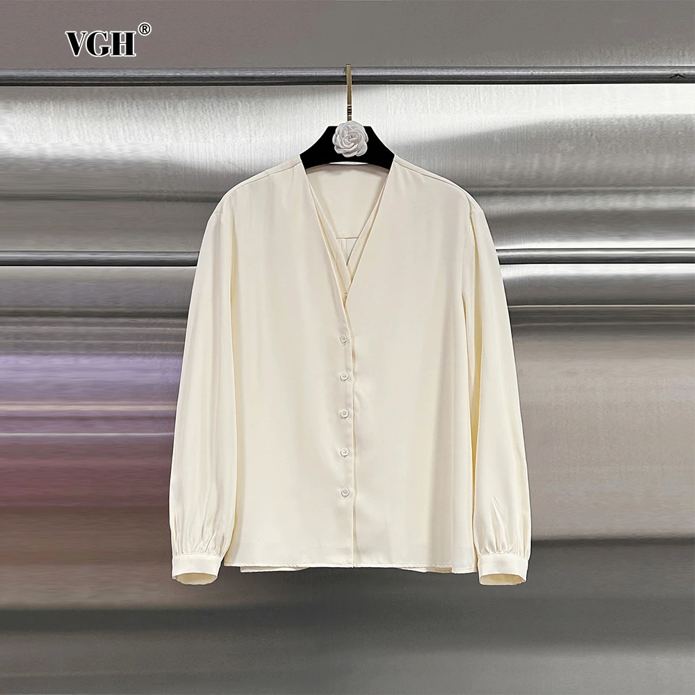 

VGH Solid Spring Minimalist Casual Blouses For Women V Neck Long Sleeve Patchwork Buttons Loose Shirt Female 2025 Fashion Trend
