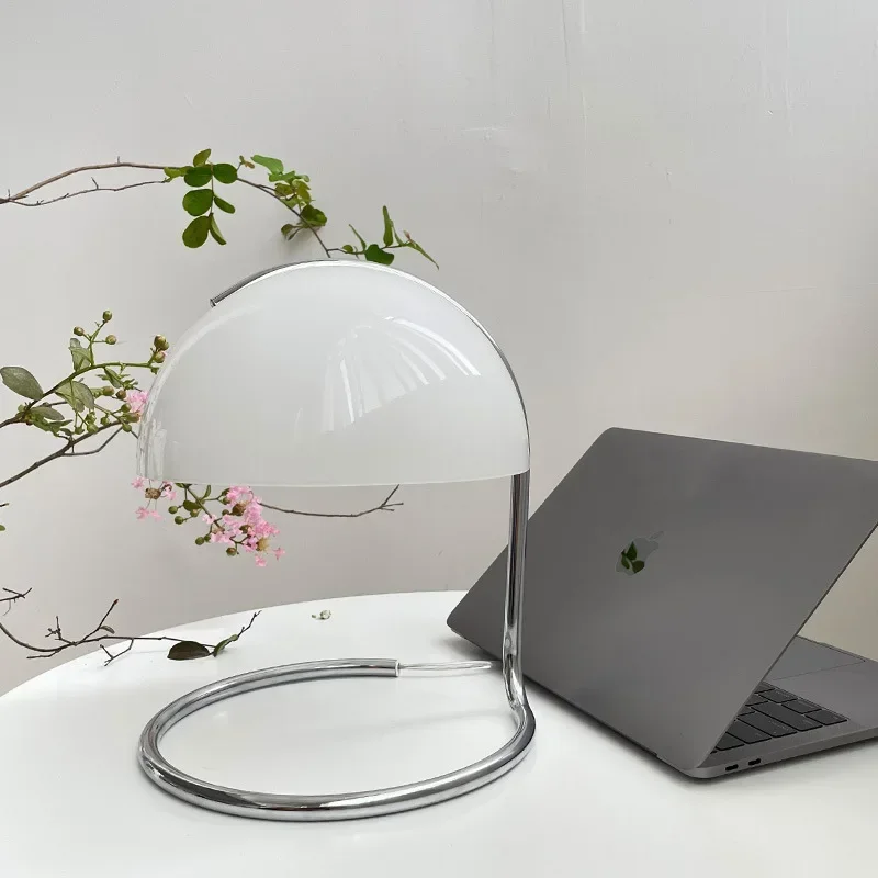 French Bauhaus Style  Living Room Bedroom Bedside Vintage American Decorative  Model  Library Table Lamp