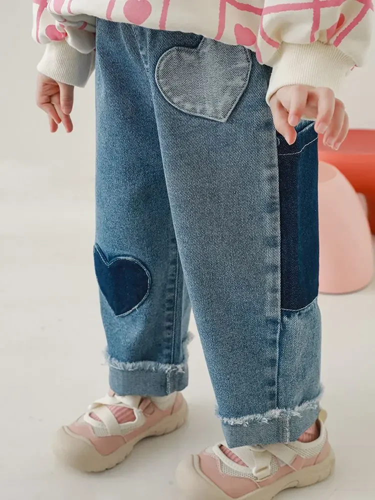 New Spring Autumn Girls Embossed Smile Jeans 1-6 Years Children Fashion Solid Color All-match Denim Pants