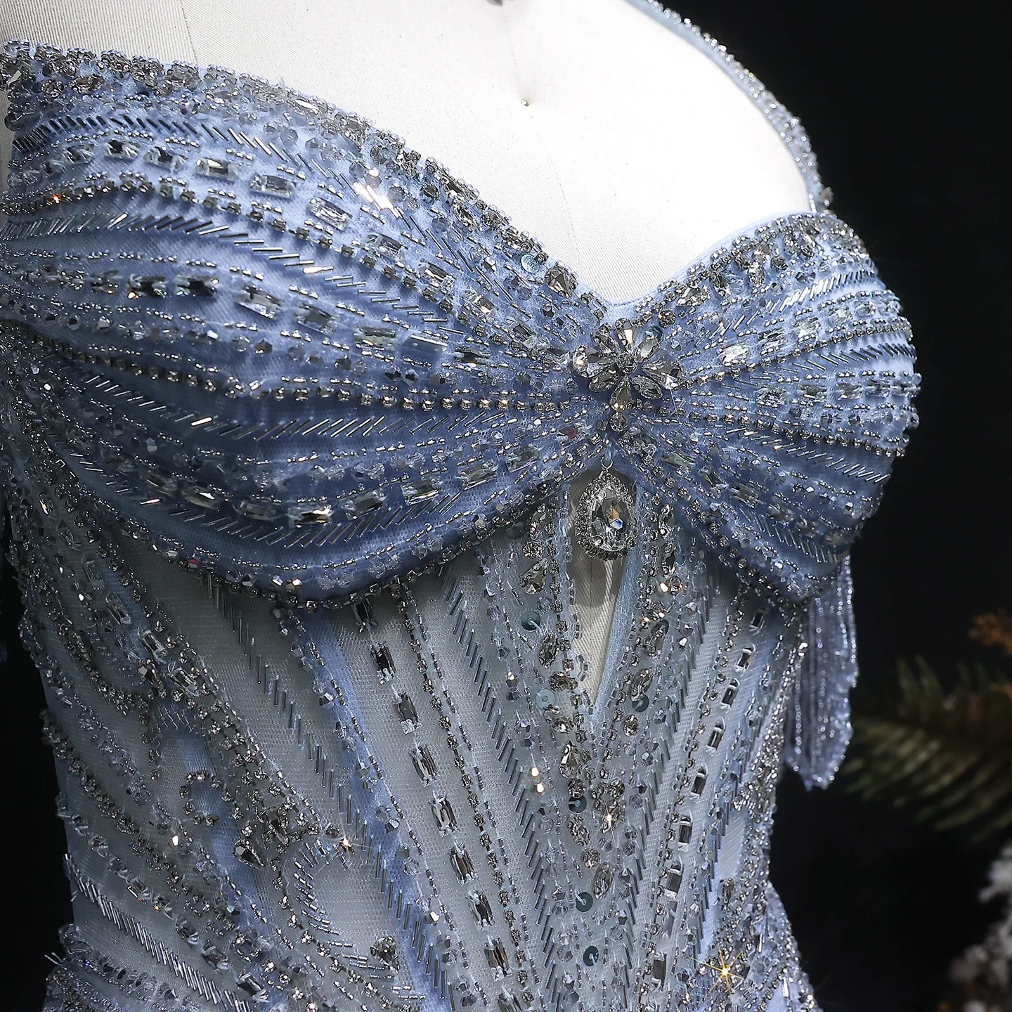 Sharon Said Elegantes Champagner-Meerjungfrauenkleid mit Cape-Ärmeln, Kristallperlen, Blaues Hochzeitskleid, SS021, Maßanfertigung – Detail 27