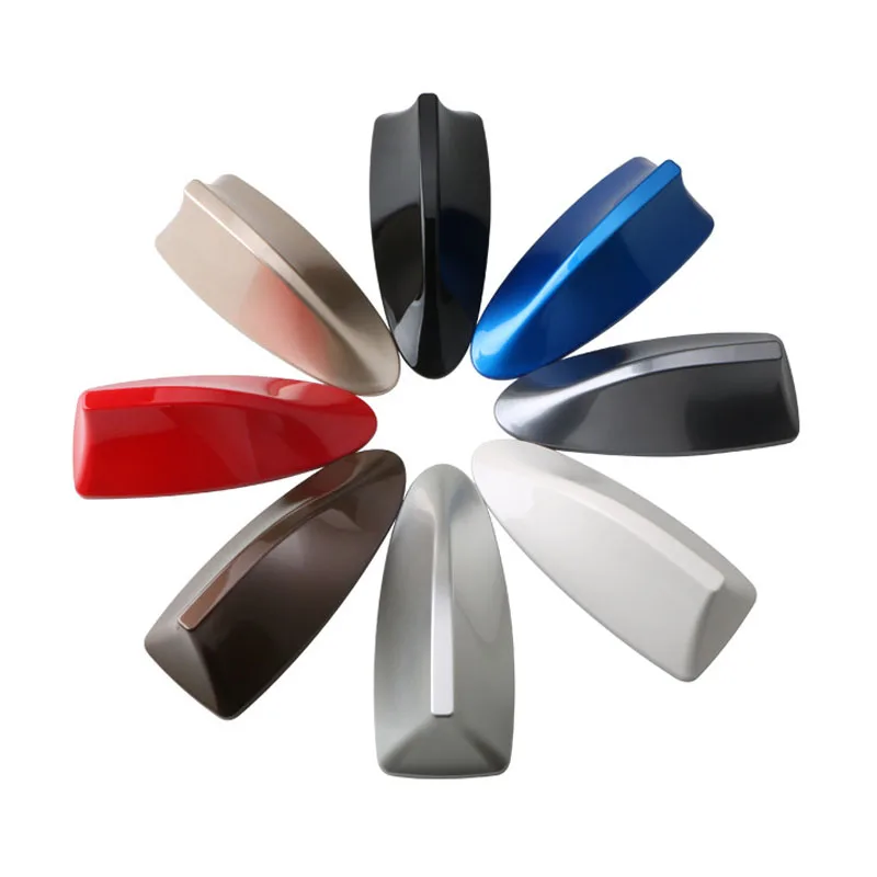 هوائي زعانف القرش للسيارة راديو تلقائي هوائيات إشارة FM هوائيات السقف للسيارات قطع غيار التصميم الخارجي للسيارات