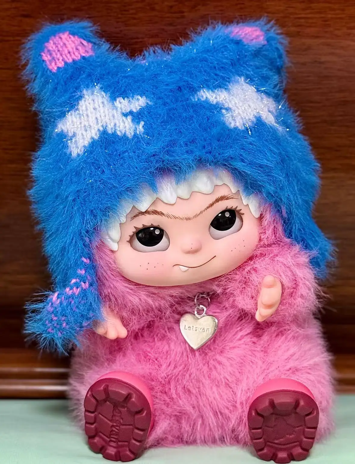 

Hot selling trendy toy surprise blind box wakuku plush blind box series figurines cute plush bags pendant dolls