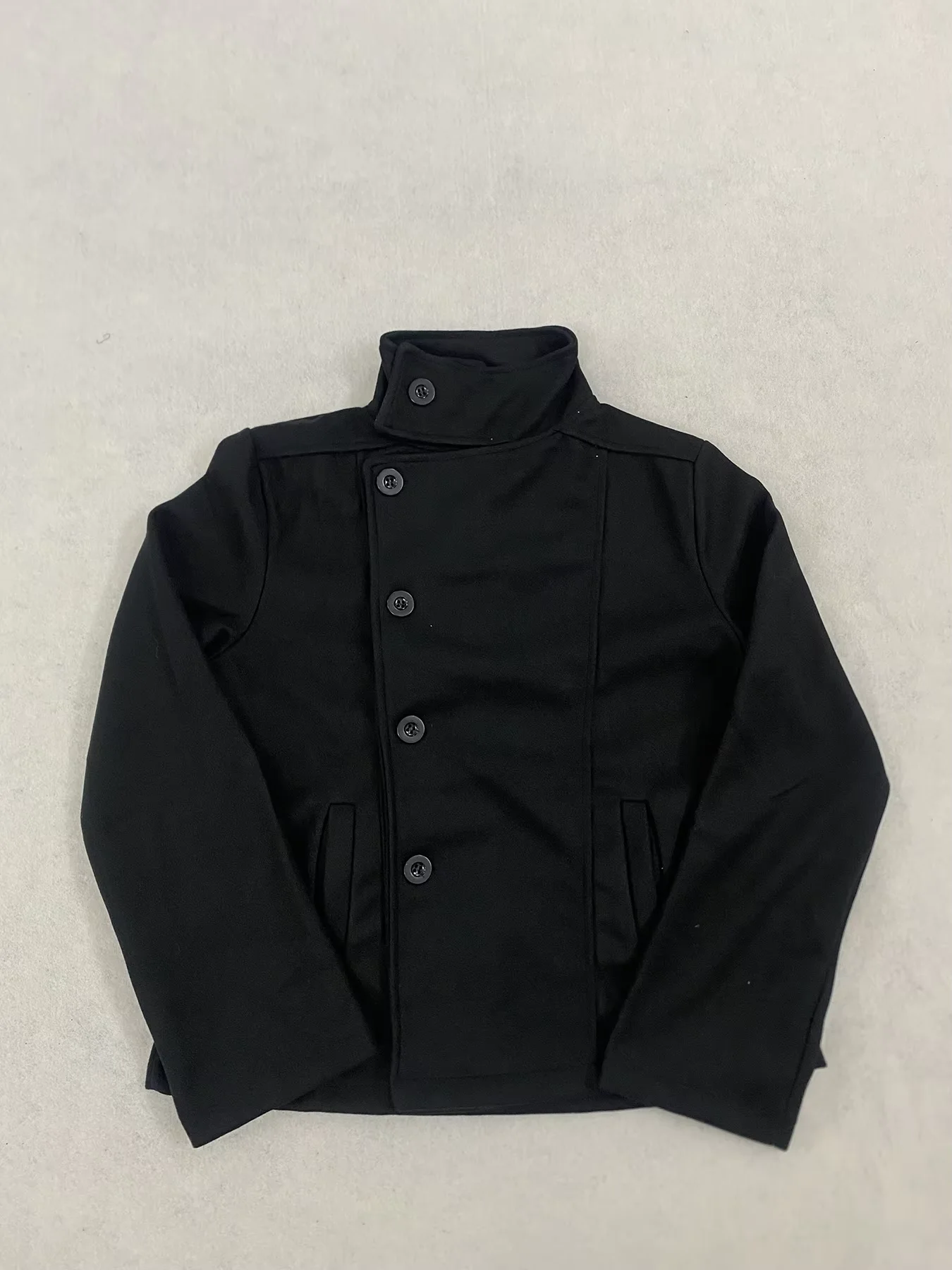 Herbst und Winter Neue Koreanische 2000er College-Style Dicke Stehkragen-Kurzjacke mit Diagonalen Knöpfen und Kapuze – Detail 12