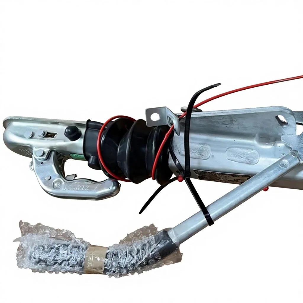 High Quality 2000KG Overrun Braked Trailer Hitch Couplings Europe Trailer Couplers