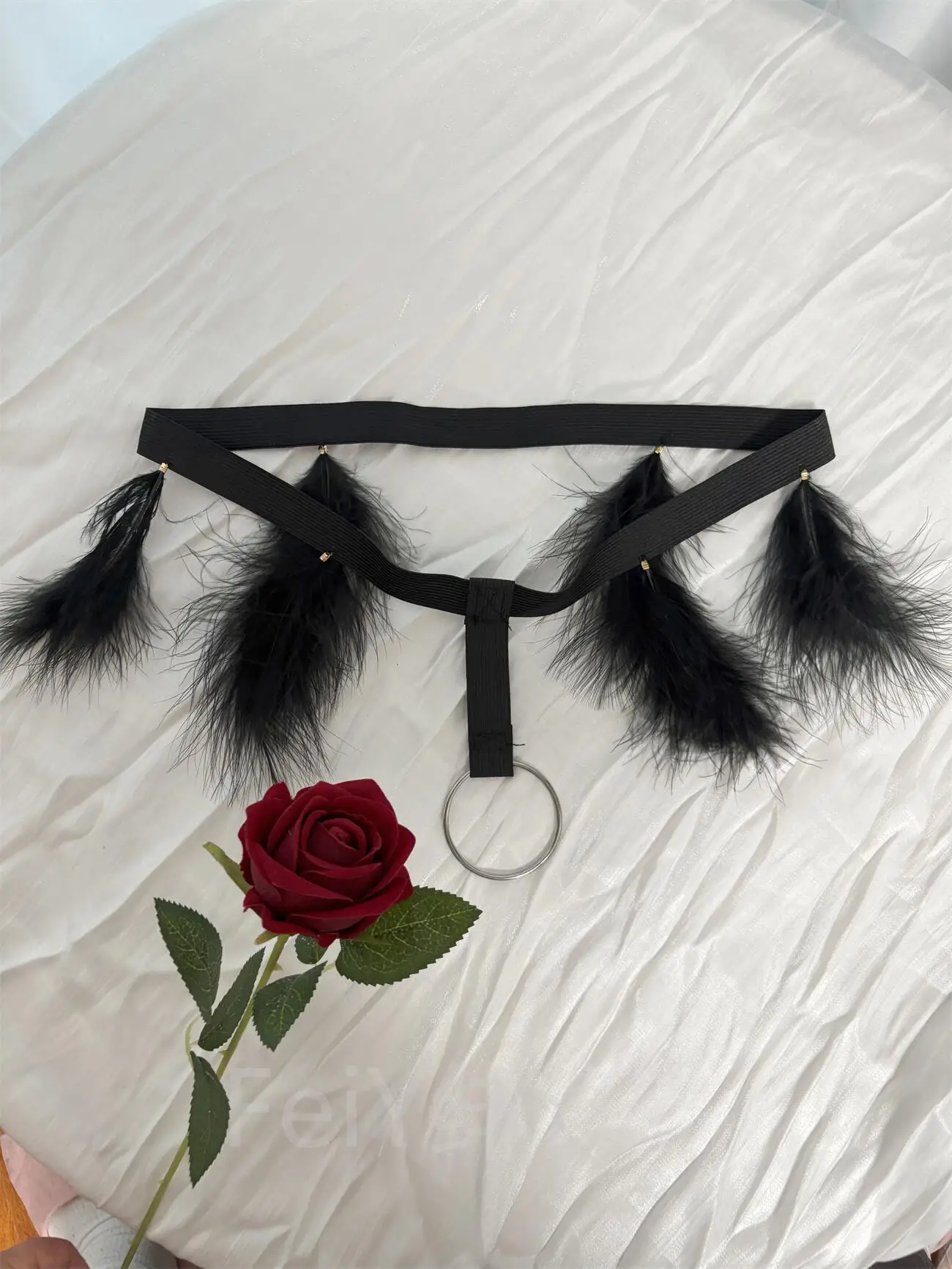 الرجال مثير سراويل سلسلة T-السراويل ريشة جوفاء التدريجي XXX سيسي القضيب هول ديك الرجال الملابس الداخلية المثيرة #6