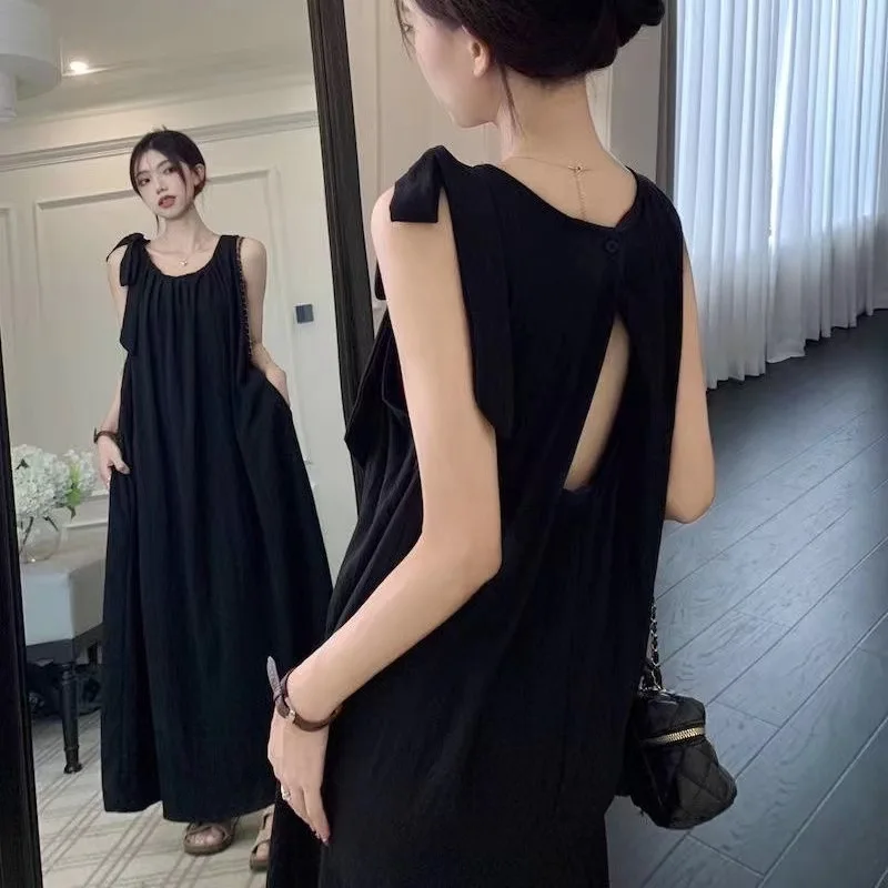 

Summer French Style Sleeveless Halter Neck Strap Dress for Women2025New Style Beach Dress for Seaside Vacation Long Dress