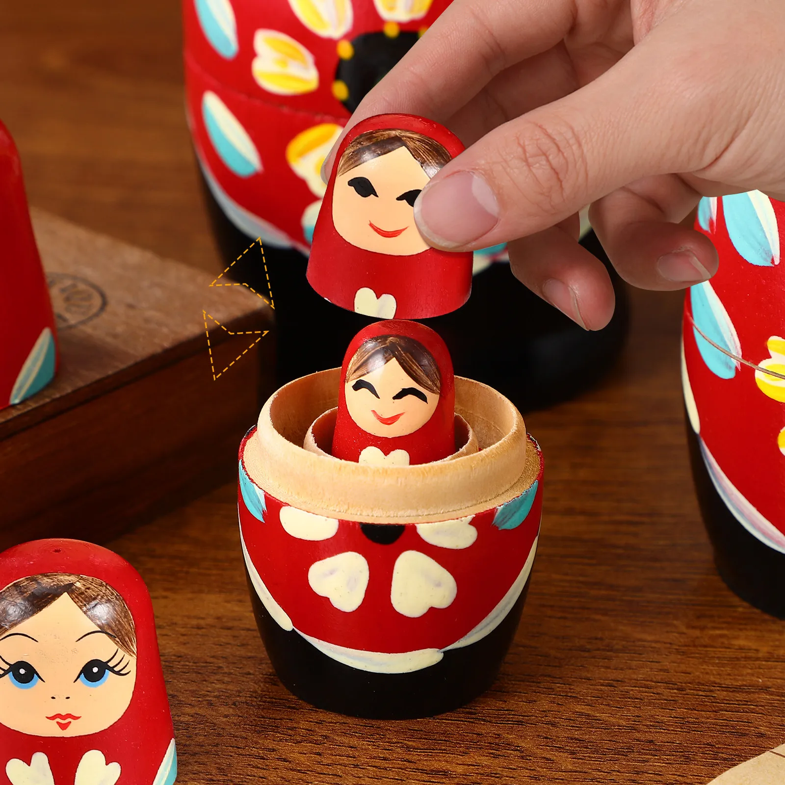 5Pcs/set Russian Nesting Dolls Wooden Stacking Nested Dolls Table Ornaments Russian Dolls Adult Nesting Gift Small Stacking Doll