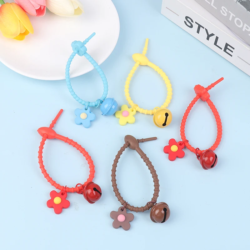 Sweet Candy Color Bell Sleutelhanger Herbruikbare Siliconen Bloemen Sleutelhanger Voor Meisjes Tas Hanger Auto Sleutelhanger Rugzak Decoratie