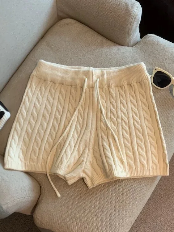 Korean Style Sweet And Spicy Loose Elastic Waist Twisted Wide Leg Knitted Casual Shorts Women's Early Autumn Loose Slimming