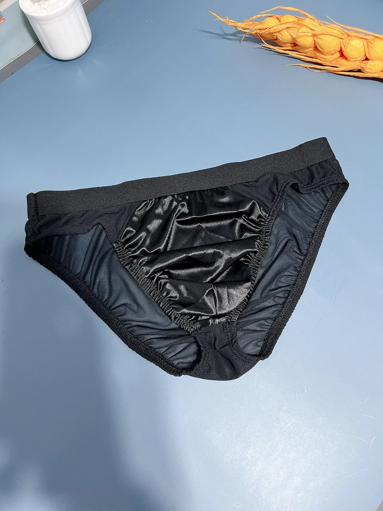 لامعة الرجال شبكة ملخصات كيس مزموم السراويل لون الحلوى بيكيني Hombre سراويل منخفضة الخصر مريحة رجل ملابس داخلية مرنة بحر