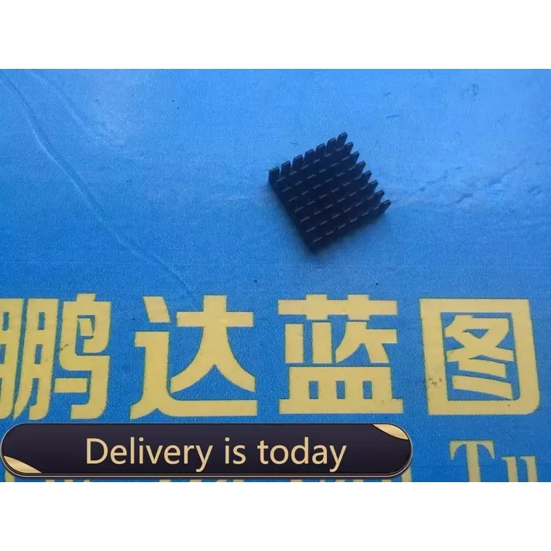 pa High Quality Cooling Fin 28.5*28.2 * 8mm Pure Aluminum Silver Chip Cooling Fin Amplifier Radiator