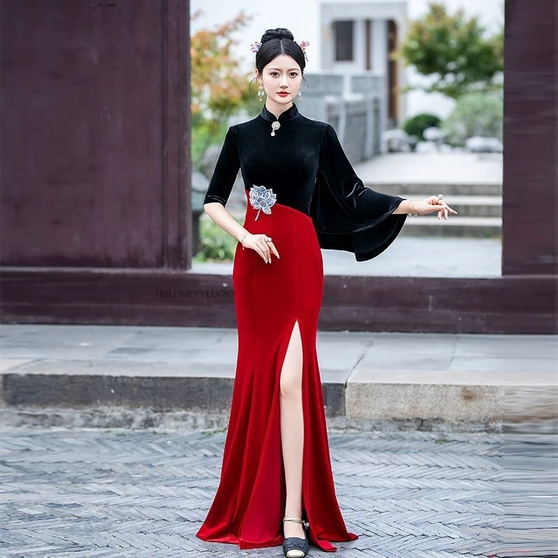 Autumn Winter Chinese Style Two Tone Design Velvet Qipao Embroidery  Fishtail Slit Show Qipao Women Elegant  Party Cheongsam