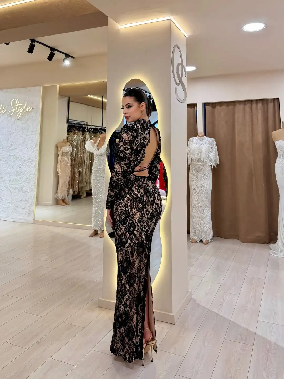 Elegante preto tendência de luxo bainha alta pescoço rendas costas abertas manga longa renda até o chão noite baile formal vestido de festa