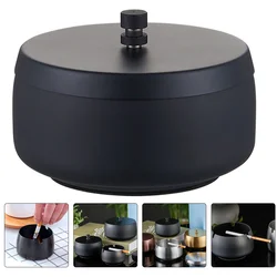 Ash Tray Stainless Steel Ashtray With Lid Convenient Delicate Outdoor Desktop Ornament Wear-Resistant Office 8.8x8.8x7cm